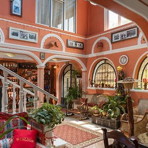 Elia Boutique Hostel & Apart-Hotel